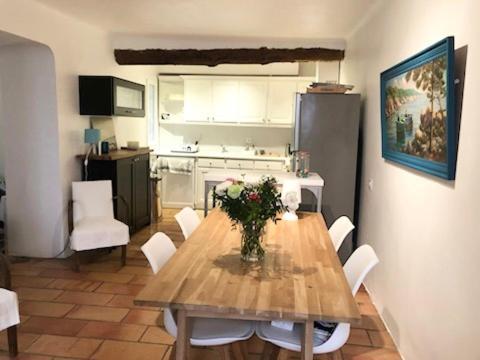 Maison De Village Avec Vue Éguilles Eksteriør bilde